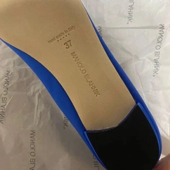 Manolo Blahnik Hangisi Blue Satin Flat - Picture 6 of 6